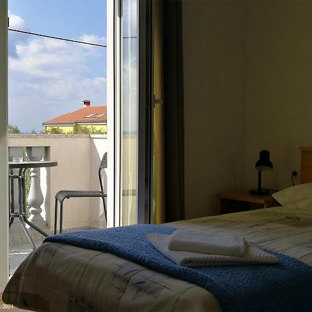 Apartments Zec Brzac エクステリア 写真