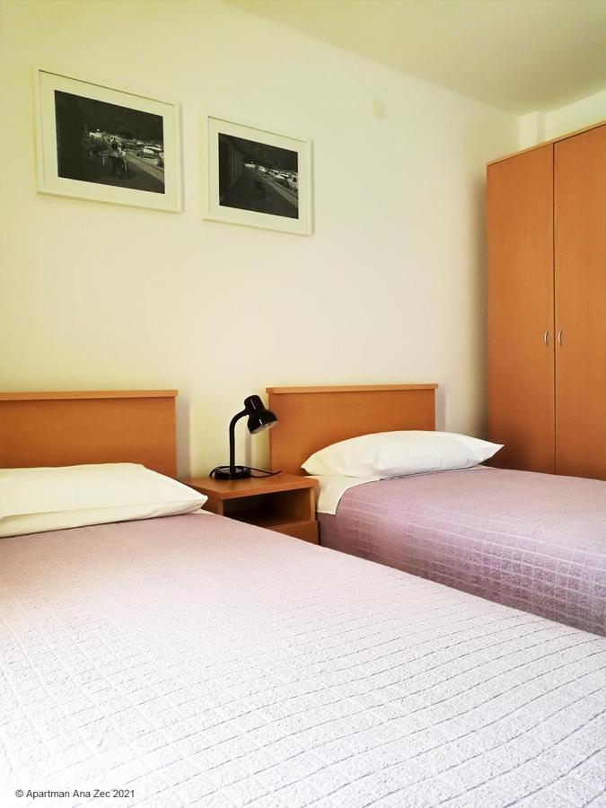 Apartments Zec Brzac エクステリア 写真